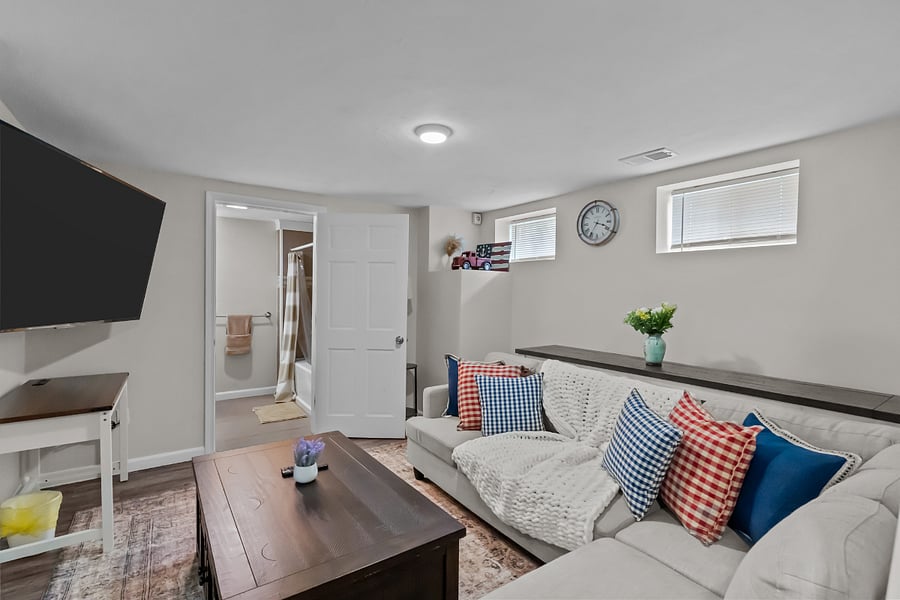 Furnished Finder property 890753_1 photo 55