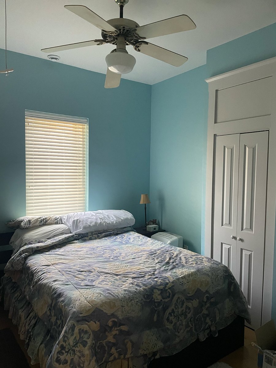 queen bedroom
