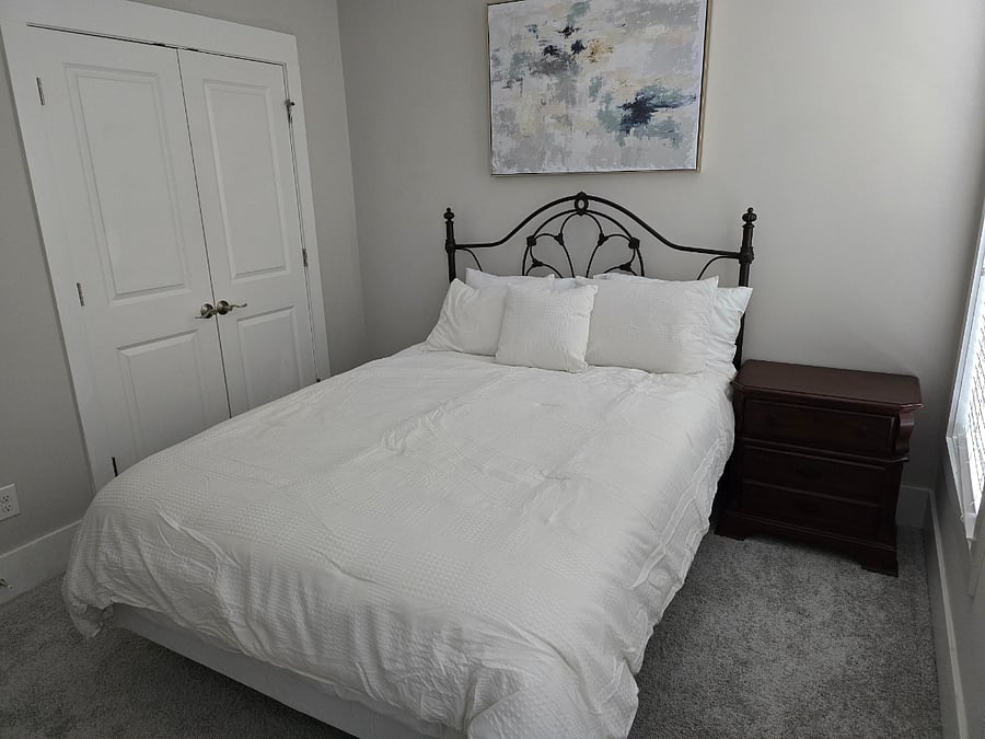 Furnished Finder property 890757_1 photo 13