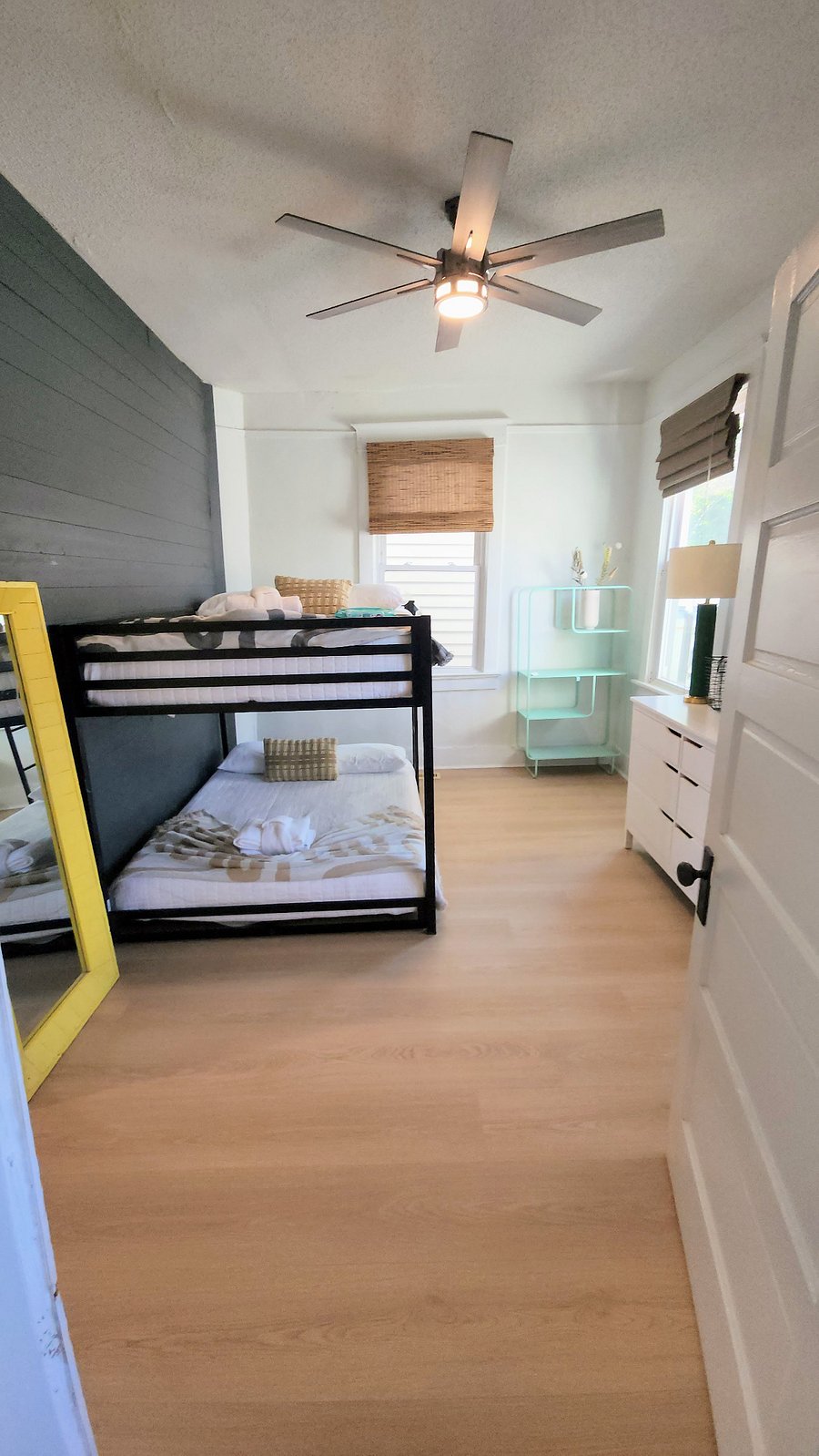 Furnished Finder property 890775_1 photo 17