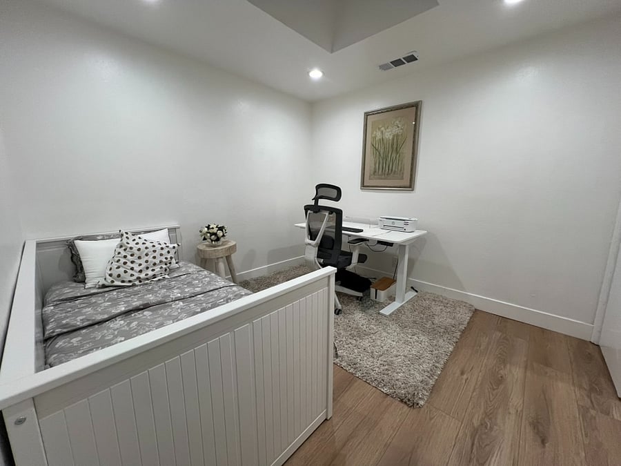 Furnished Finder property 890786_1 photo 13