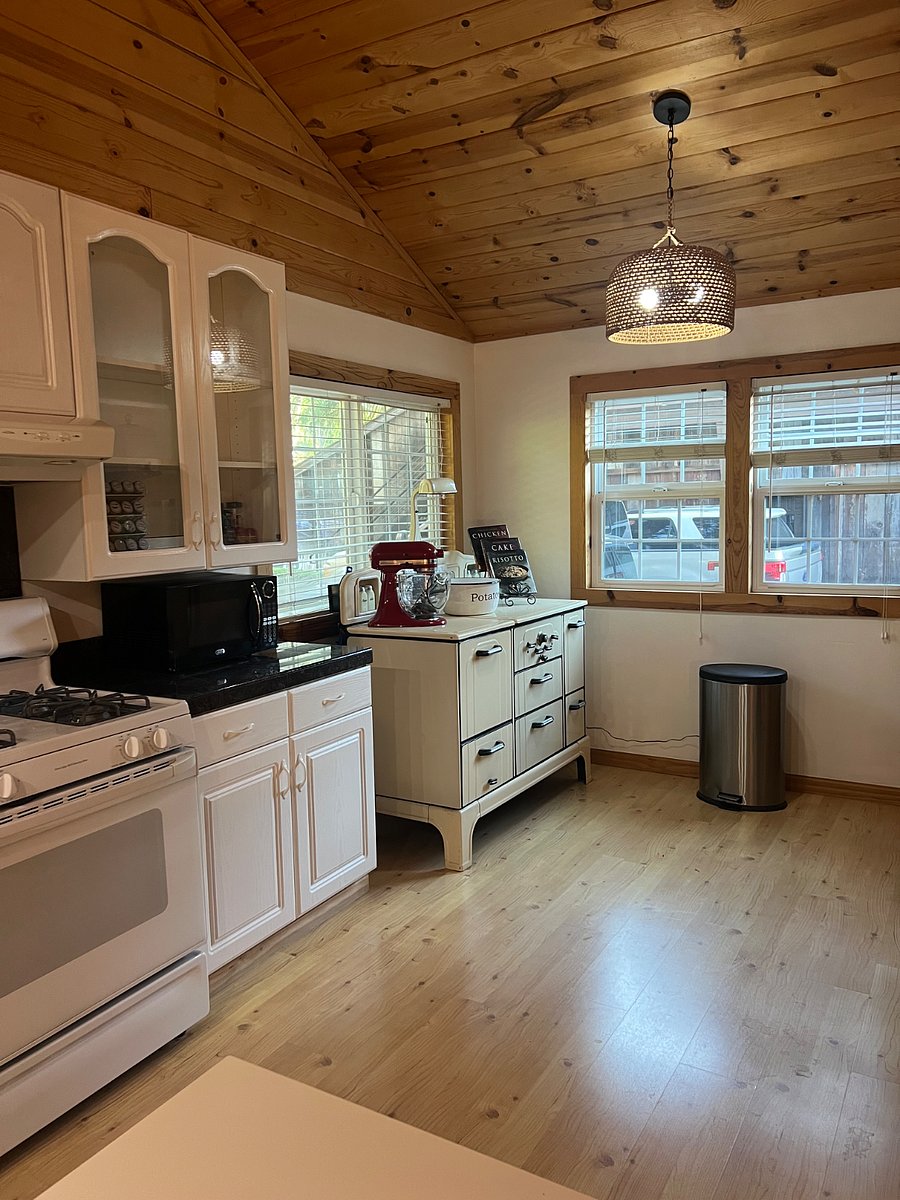 Furnished Finder property 890787_1 photo 8