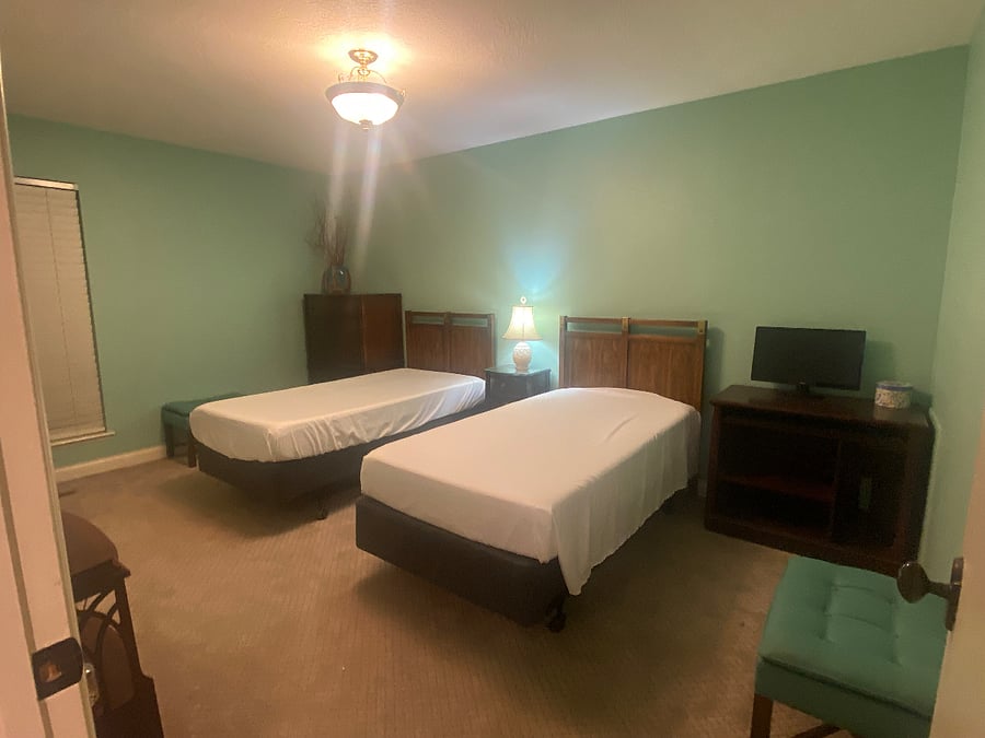 New Linens are on the way for the new beds. Twins or make it into a King - Large closet and work station