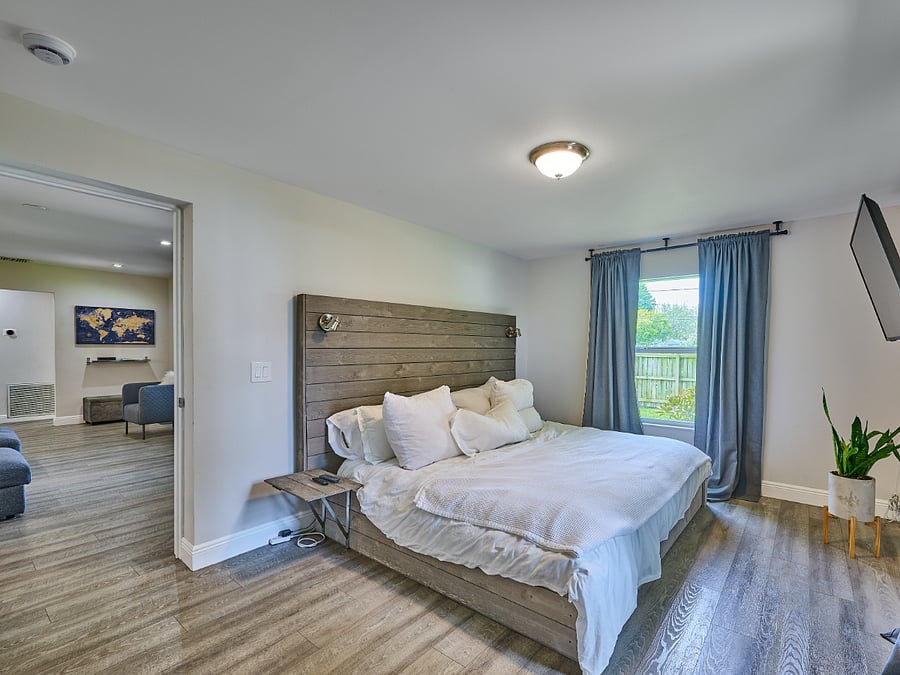 Furnished Finder property 890821_1 photo 22
