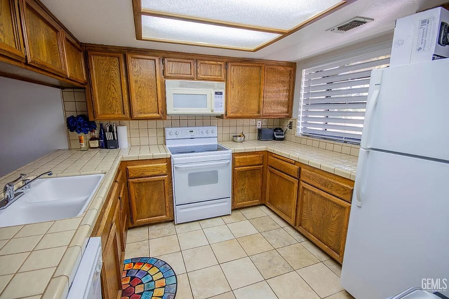 Furnished Finder property 890861_1 photo 7