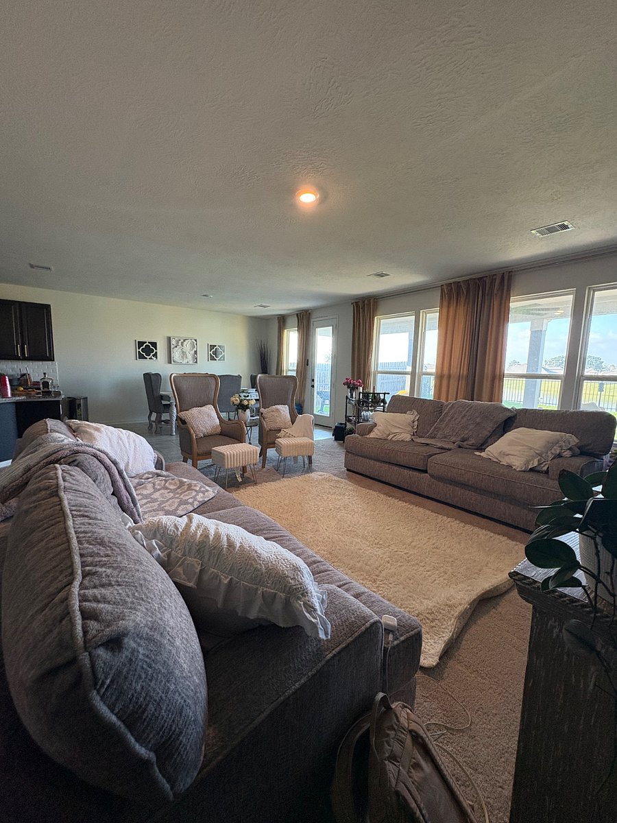 Furnished Finder property 890876_2 photo 9