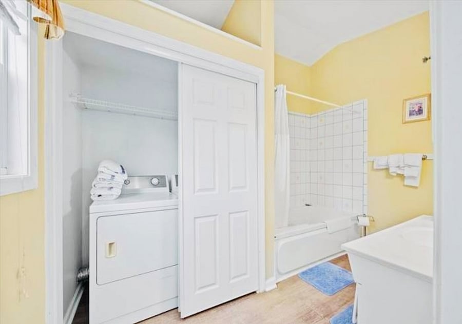 Furnished Finder property 890880_1 photo 8