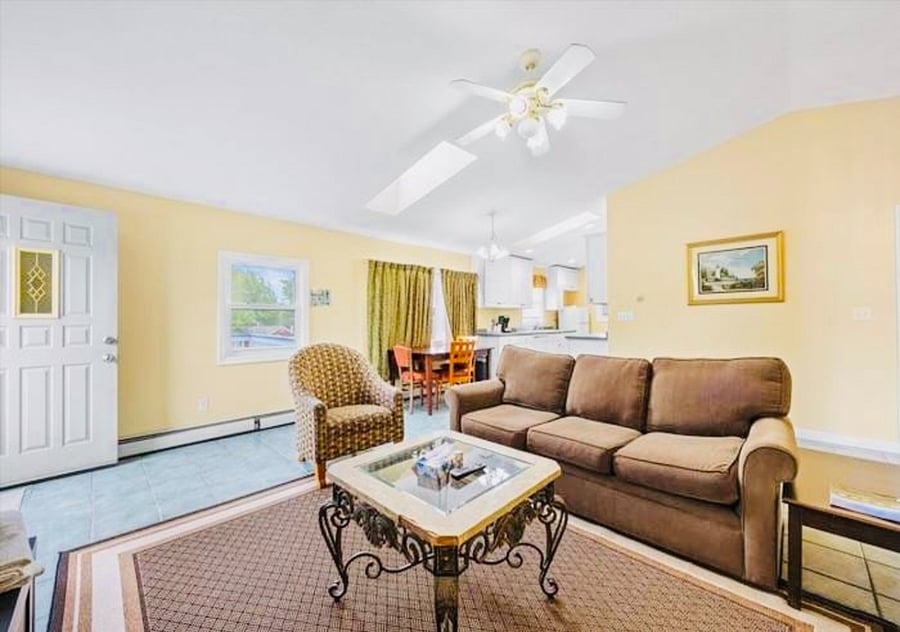 Furnished Finder property 890880_1 photo 4