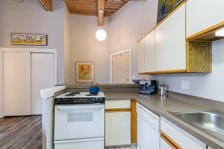 Furnished Finder property 890888_1 photo 20