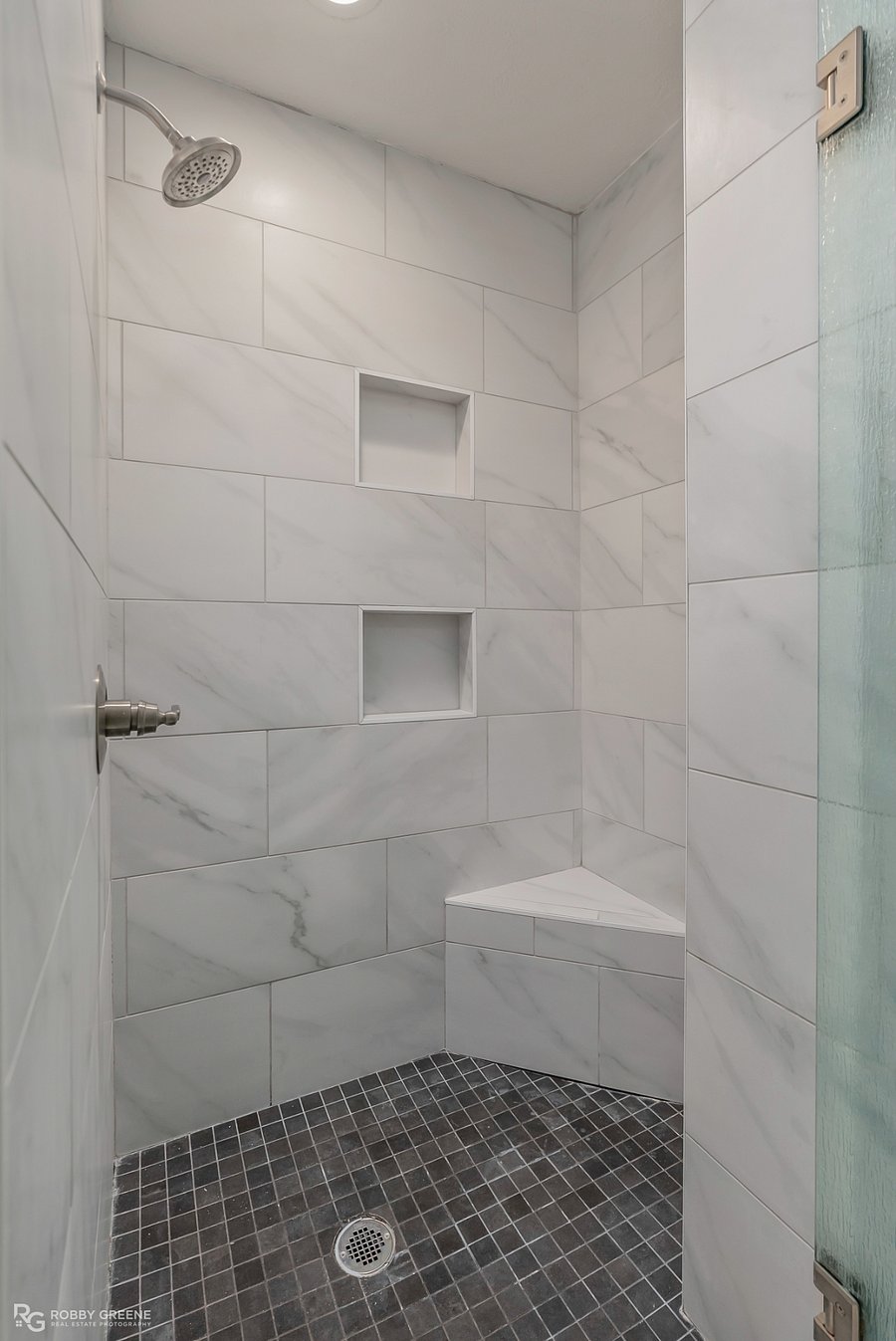 Master Walk in shower