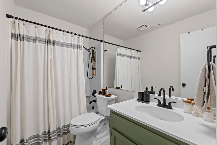 Furnished Finder property 890890_1 photo 24