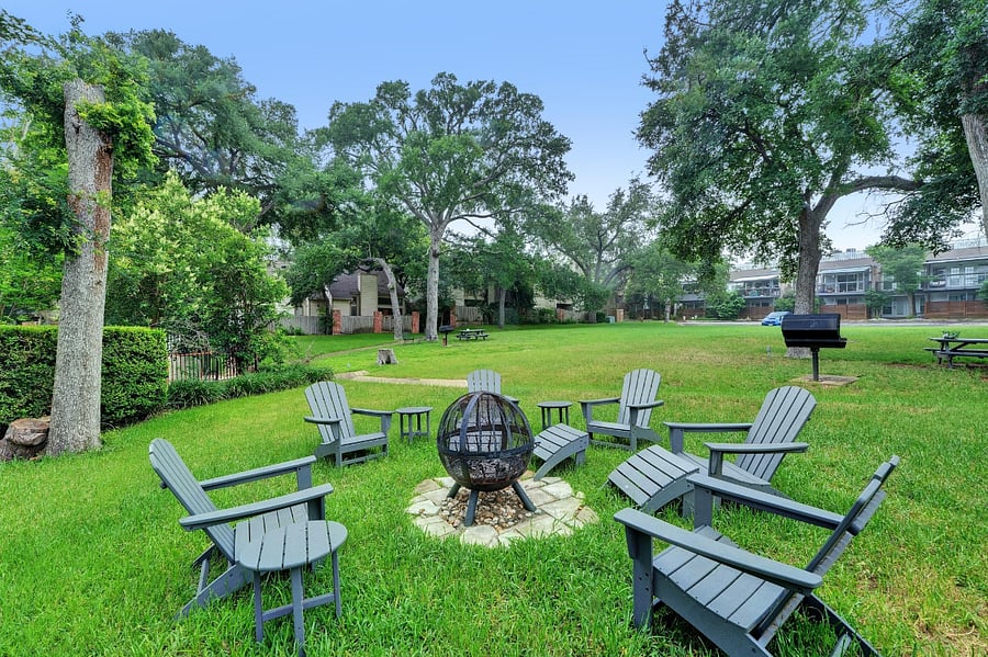 Furnished Finder property 890890_1 photo 36