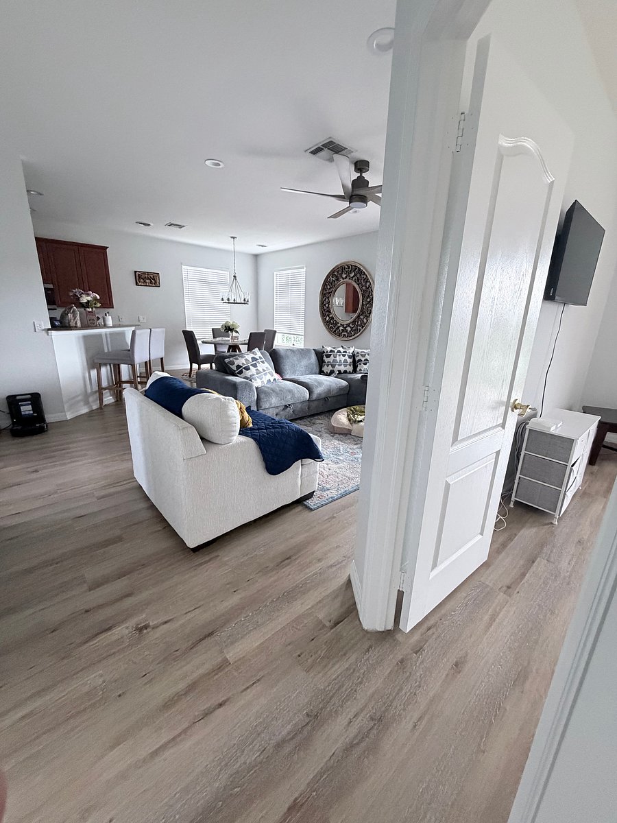 Furnished Finder property 890892_1 photo 9