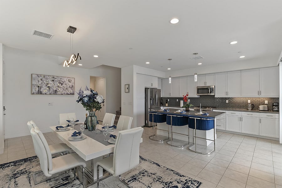 Furnished Finder property 890901_1 photo 7
