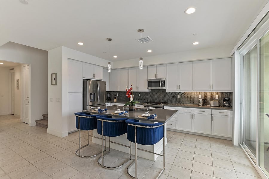 Furnished Finder property 890901_1 photo 9