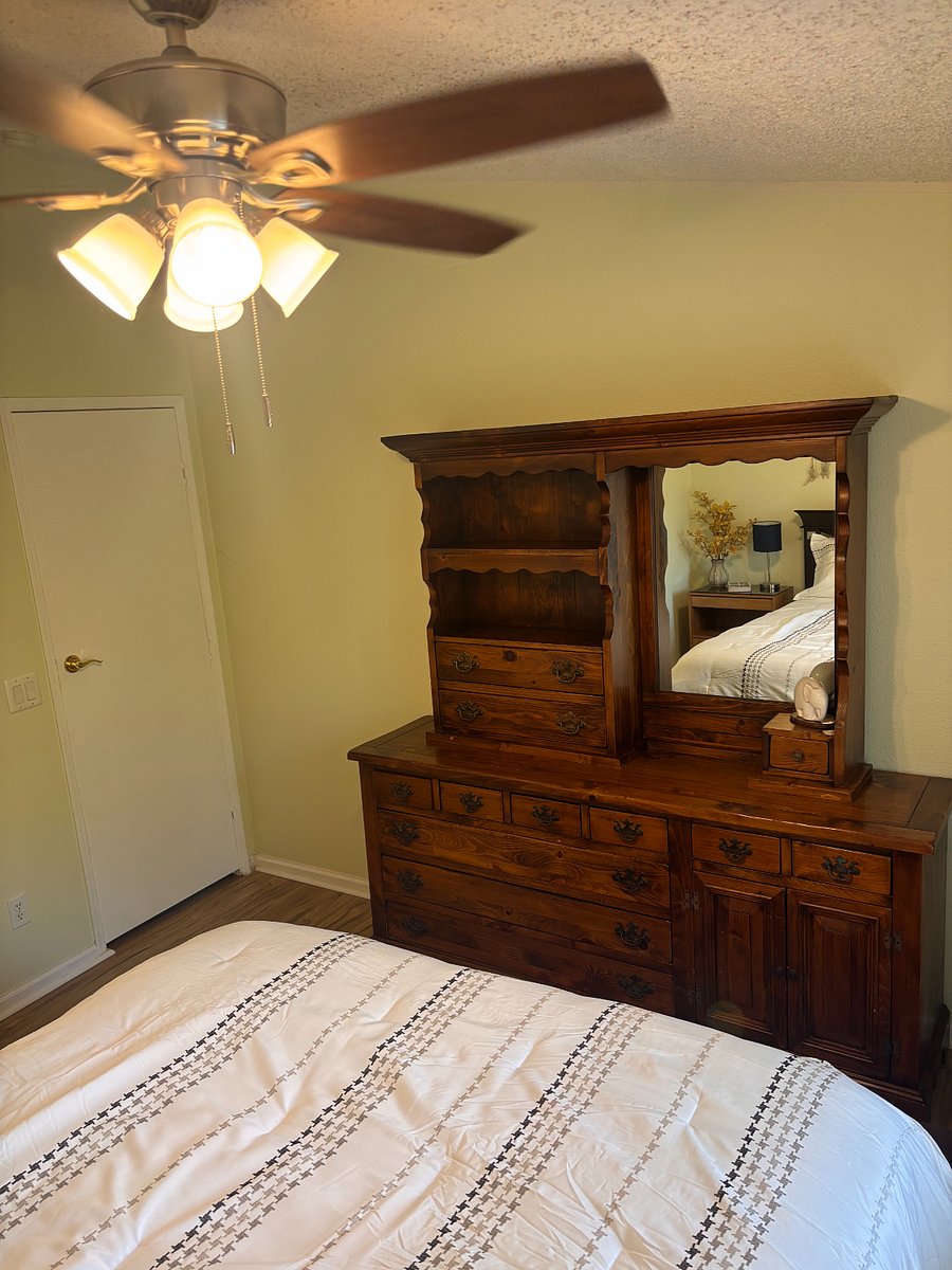 Furnished Finder property 890912_1 photo 3