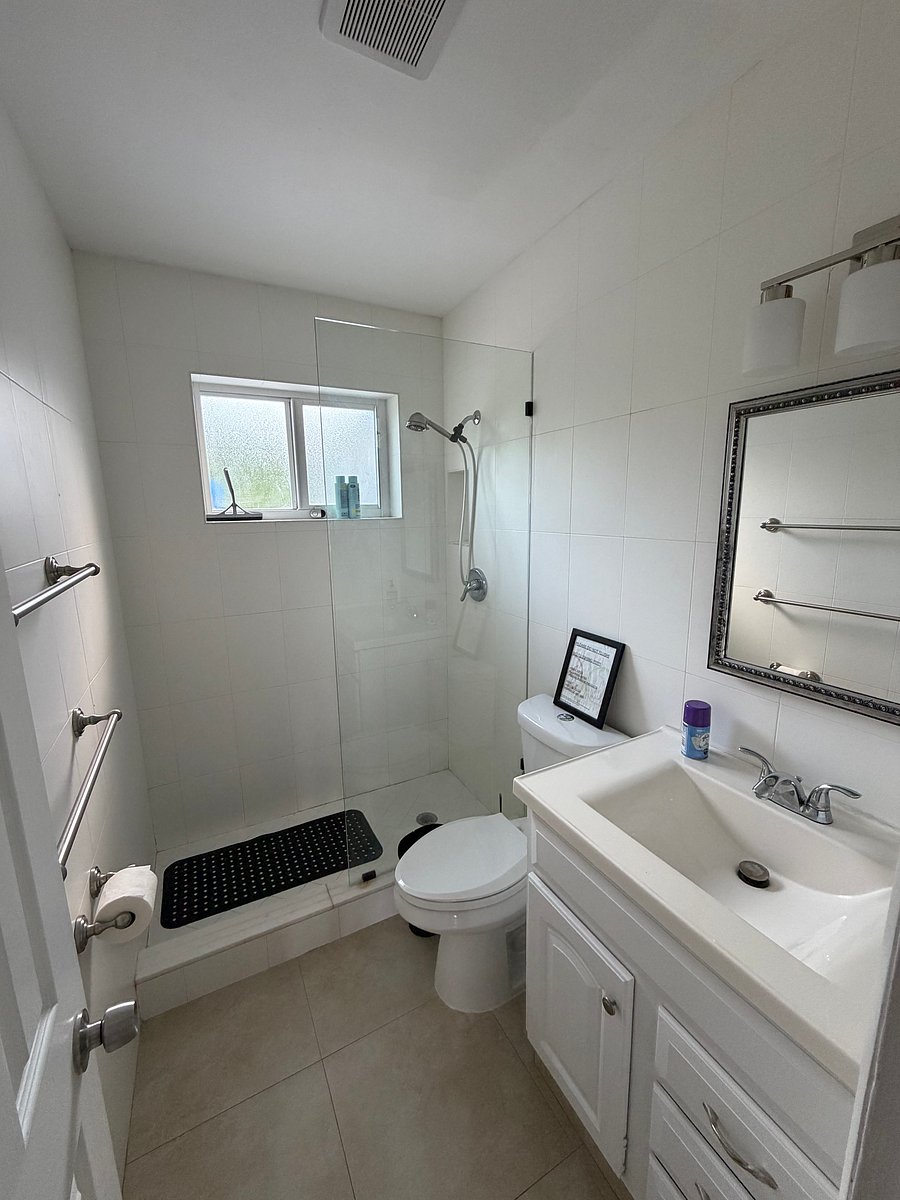 Furnished Finder property 890939_1 photo 8