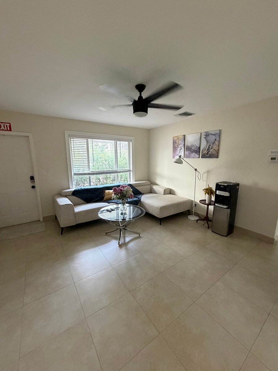 Furnished Finder property 890939_1 photo 11