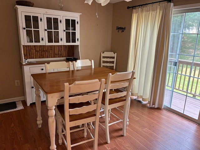 dining room
