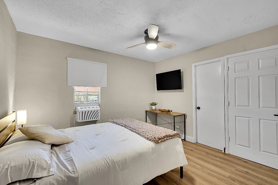 Furnished Finder property 890943_1 photo 12