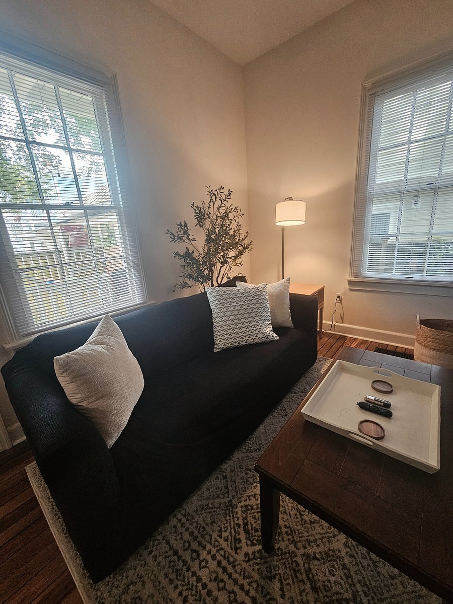 Furnished Finder property 890977_1 photo 7