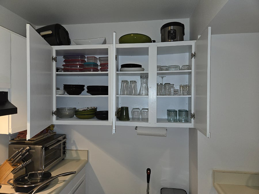Plates, glasses, bowls.