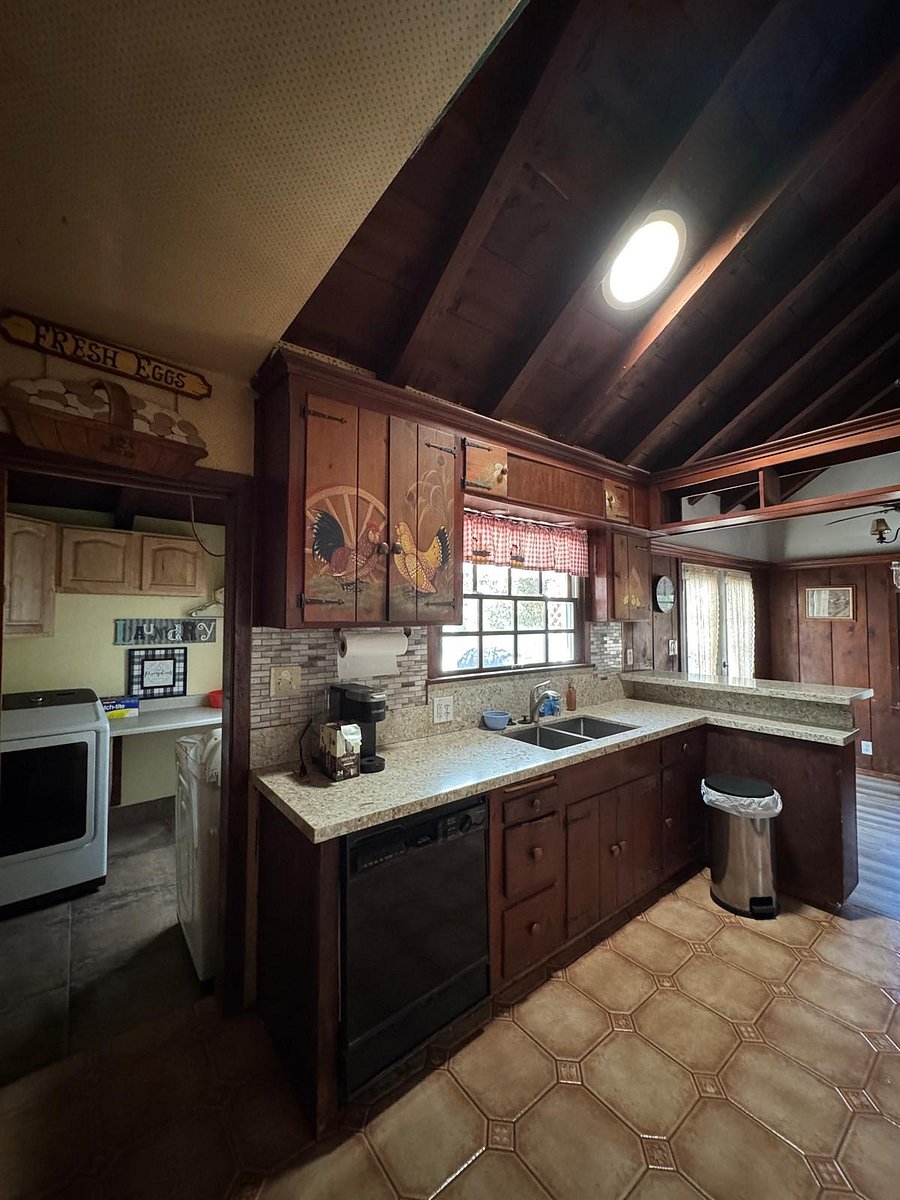 Furnished Finder property 891031_1 photo 6