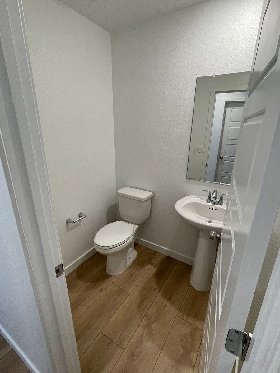 Furnished Finder property 891105_1 photo 11
