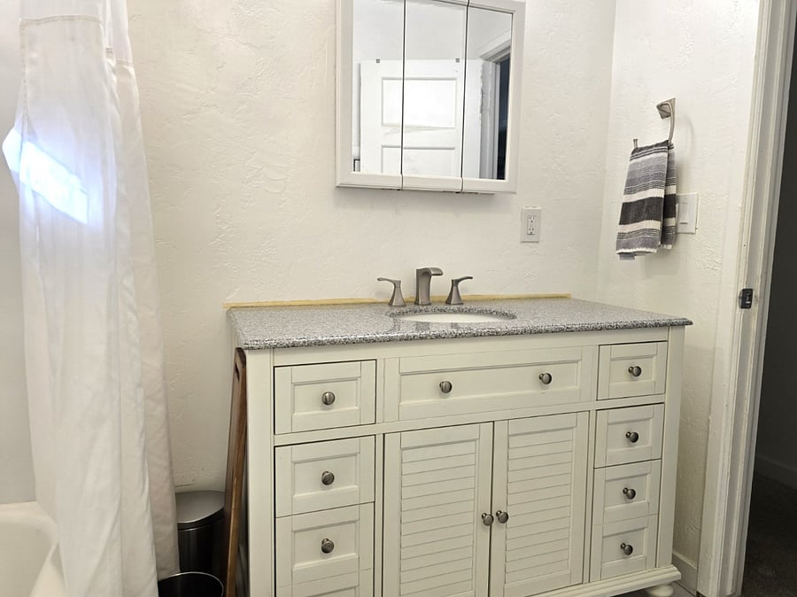 Furnished Finder property 891160_1 photo 24
