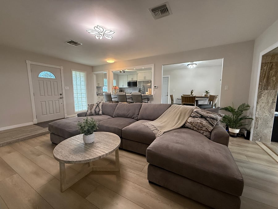 Furnished Finder property 891162_1 photo 4