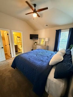 En-suite w/ full bathroom