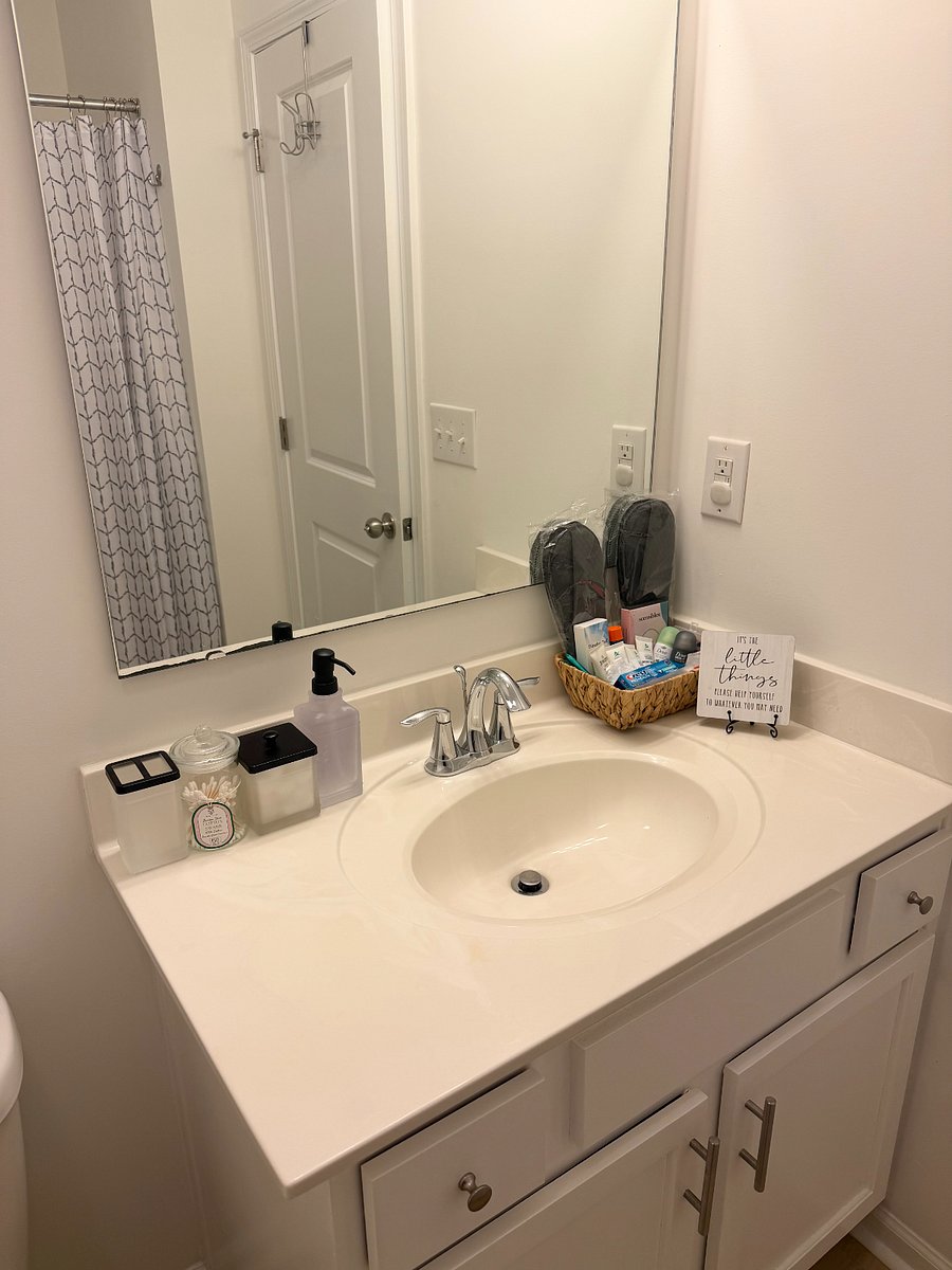 Bedroom 2 Bathroom

