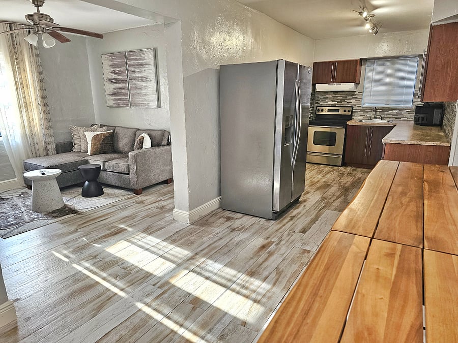 Furnished Finder property 891402_1 photo 9