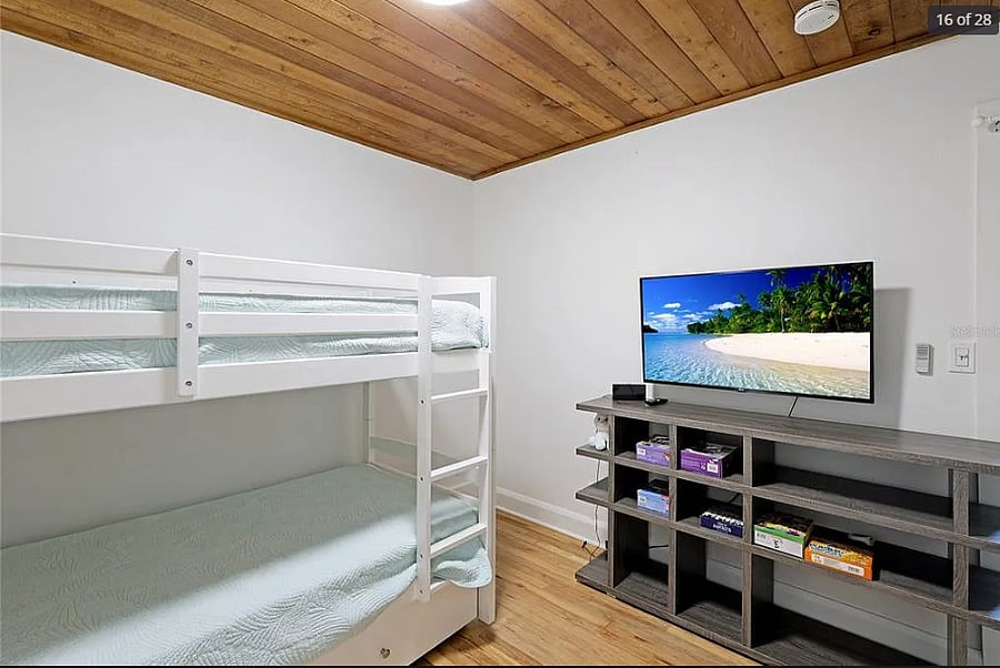 Bunk Guest Room