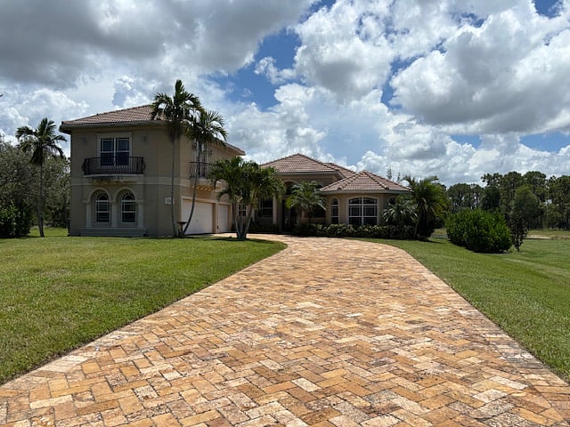 Furnished Finder property 891444_2 photo 17