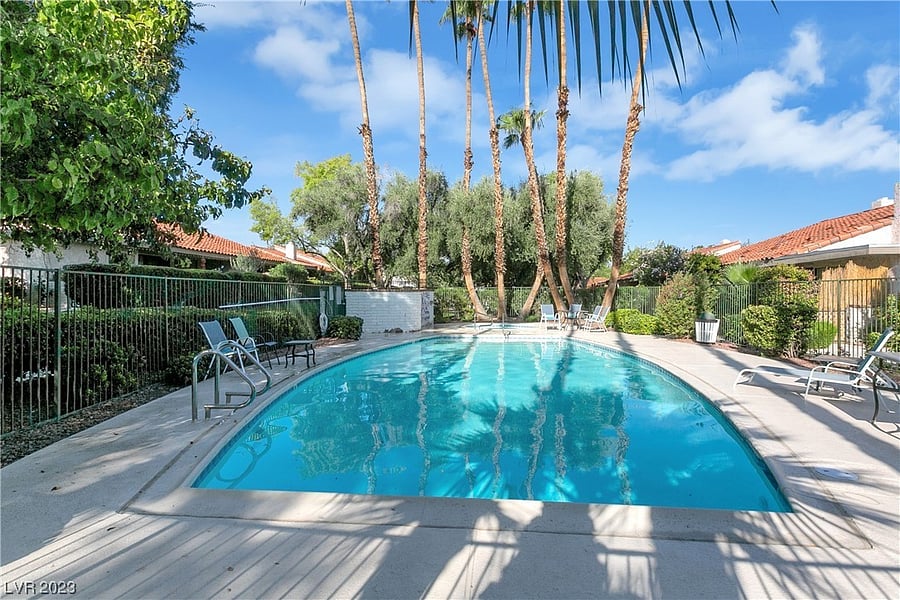 Furnished Finder property 891516_1 photo 8
