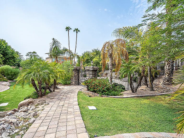Furnished Finder property 891518_1 photo 11