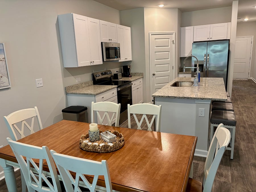 Kitchen table, also 4 bar stools