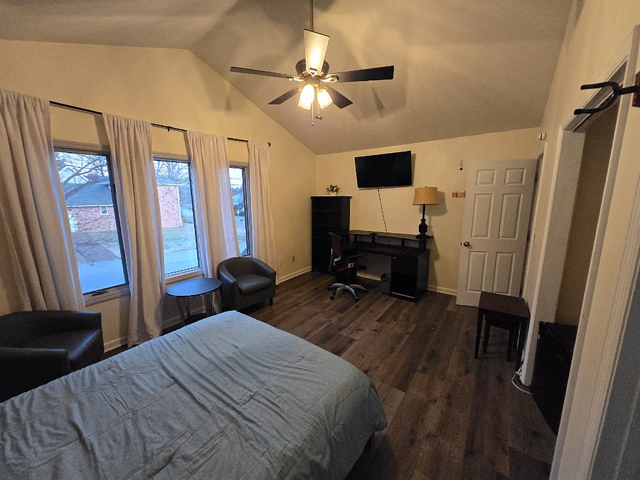 Furnished Finder property 891553_1 photo 4