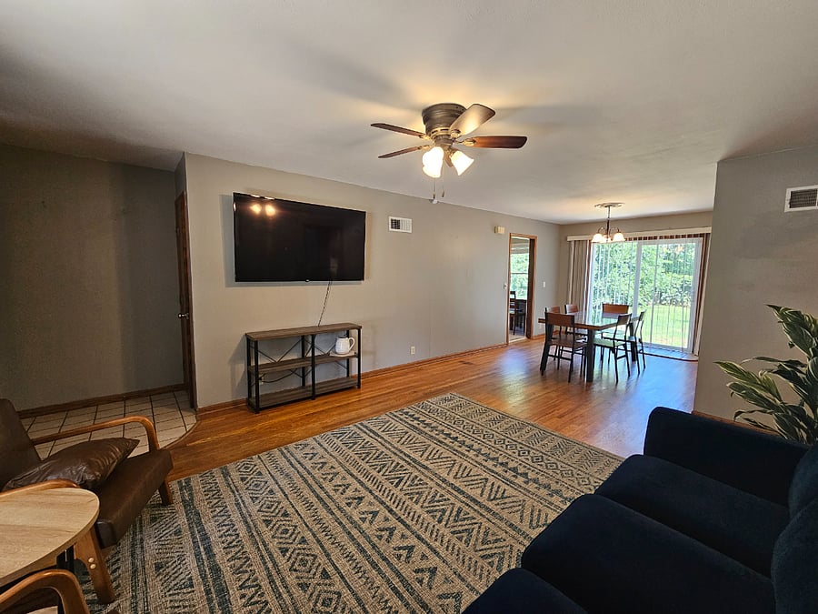 Furnished Finder property 891571_1 photo 3