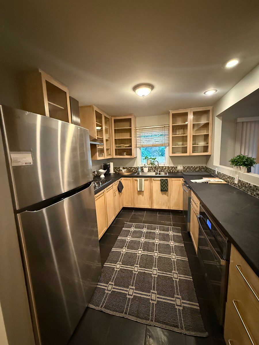 Furnished Finder property 891583_1 photo 6