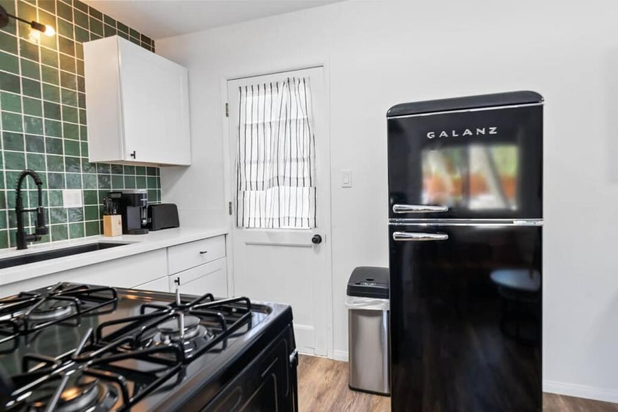 Furnished Finder property 891588_1 photo 6