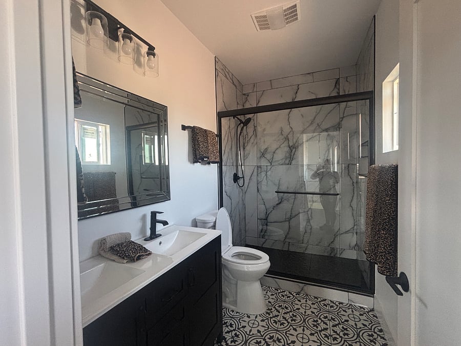 Double sink bathroom