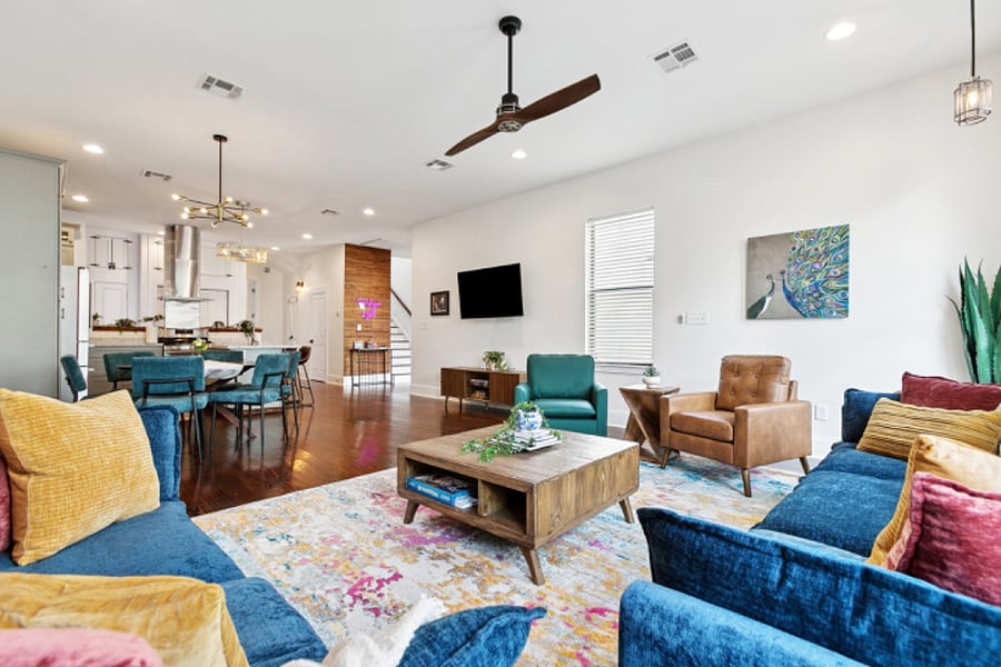 Living room/dining room