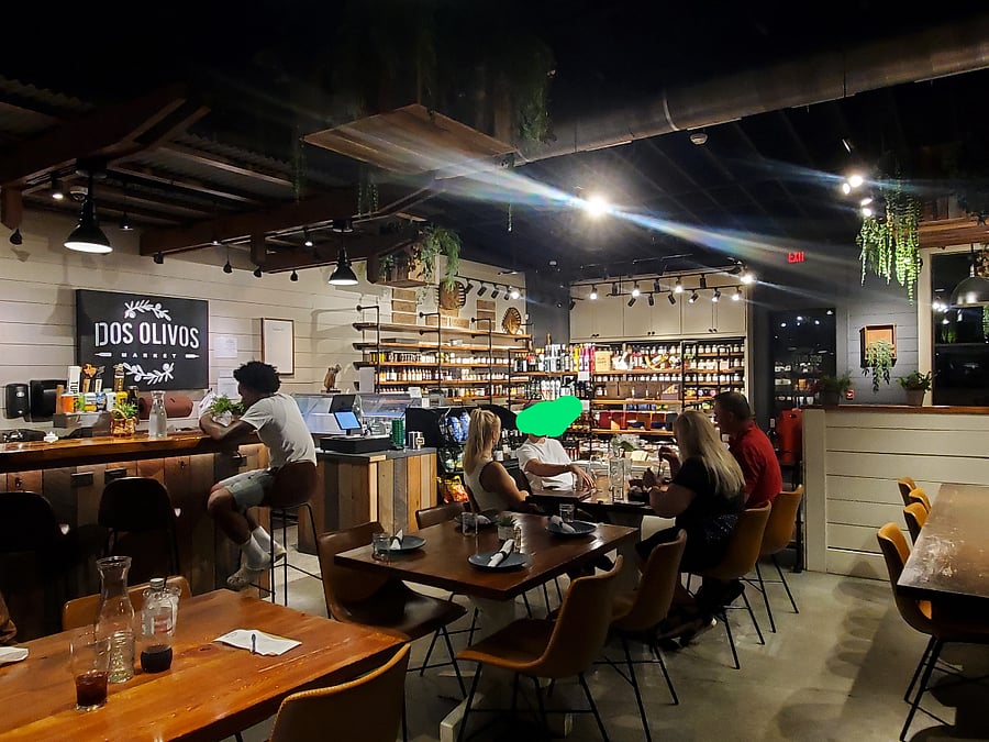 Dos Olivos: Local restaurant and bar