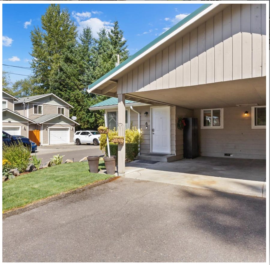 Safe and peaceful neighborhood, where many owners are seniors and retirees who look out for one another.