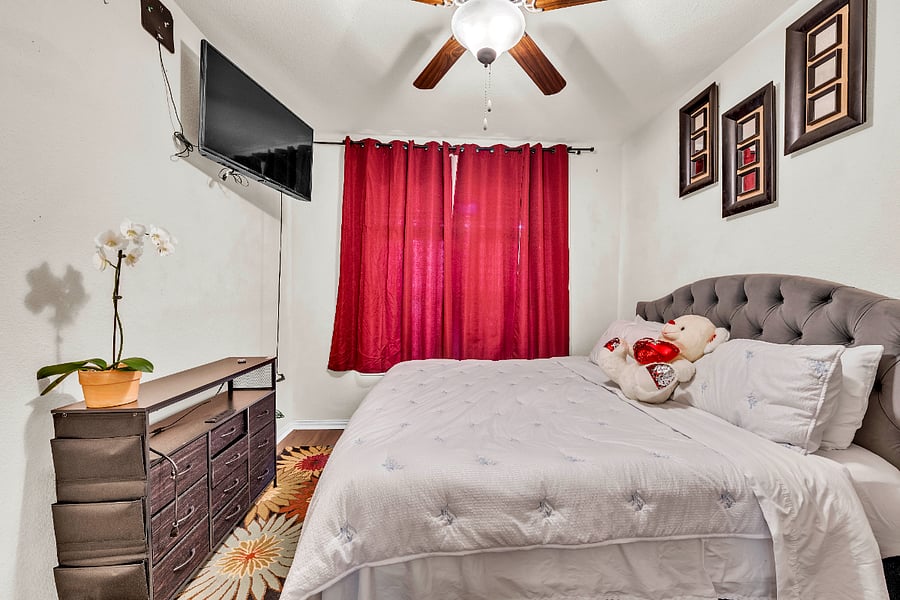 Furnished Finder property 891663_1 photo 31