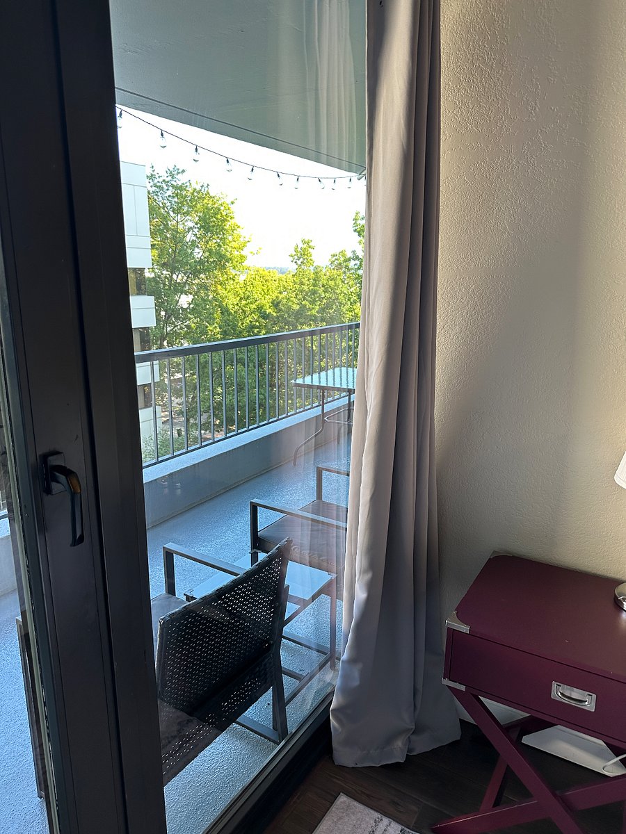 Furnished Finder property 891674_1 photo 18