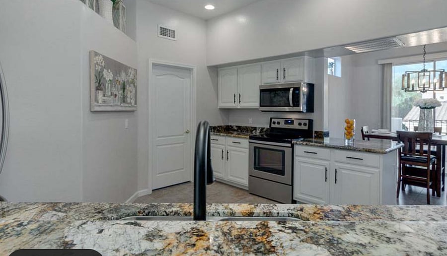 Furnished Finder property 891708_1 photo 4