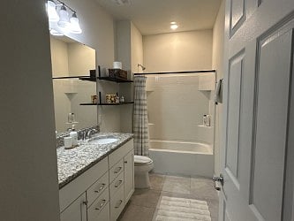 Furnished Finder property 891713_1 photo 3